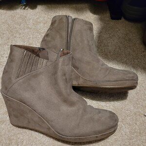 Rampage wedges